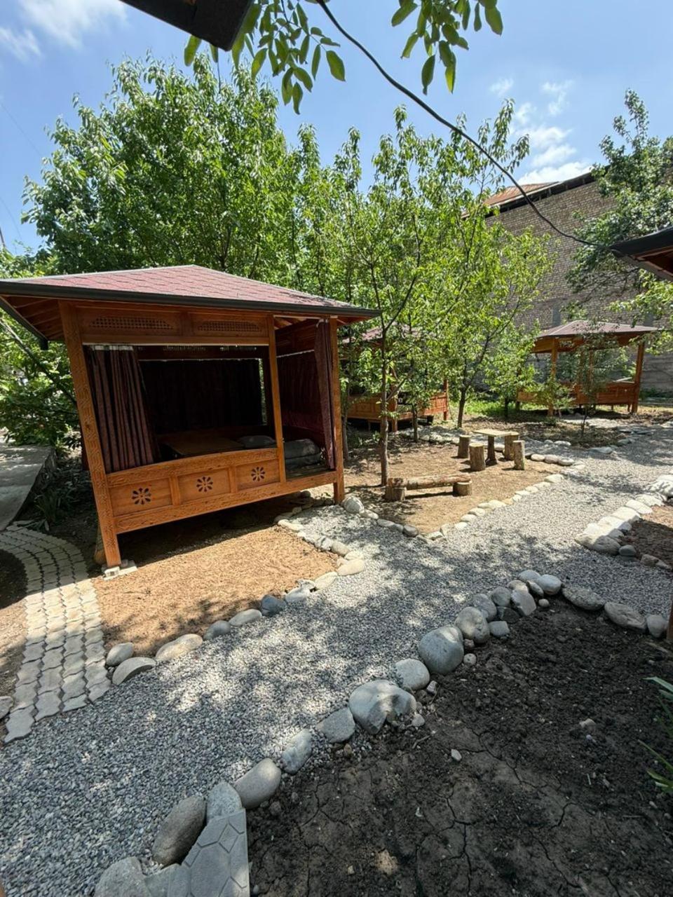 Lovely Home Osh Luaran gambar
