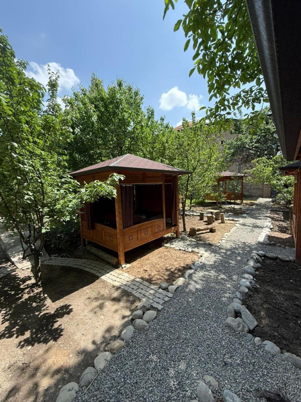 Lovely Home Osh Luaran gambar
